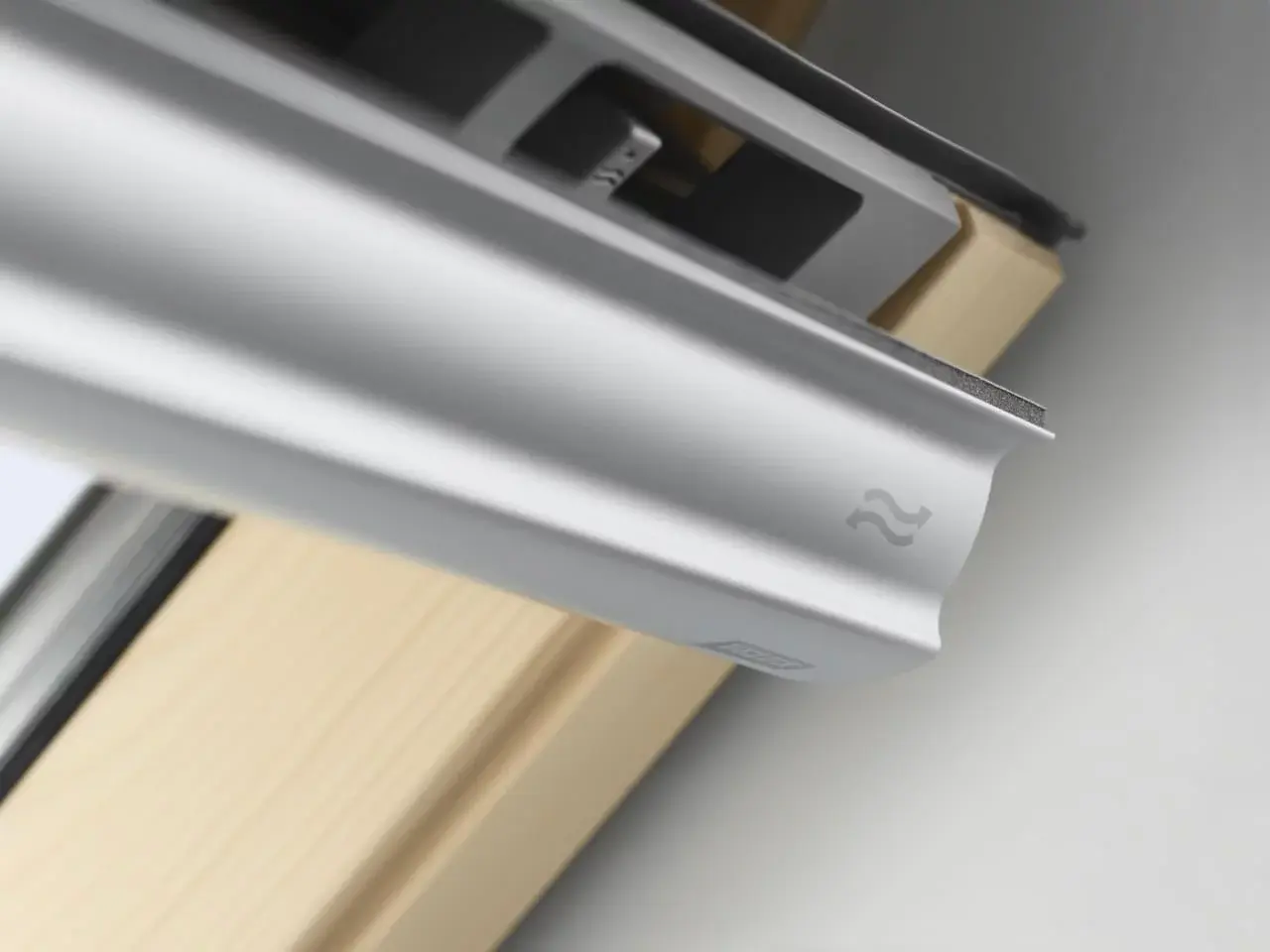 Мансардное окно VELUX GLL